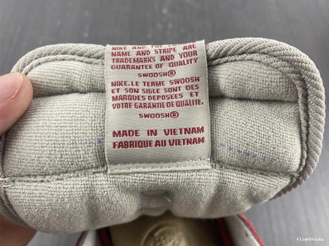 High OG (W) Chenille Newstalgia DJ4891-061 1 Jordan 0927